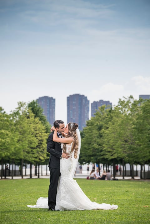Roosevelt Island Park Wedding Photos-10