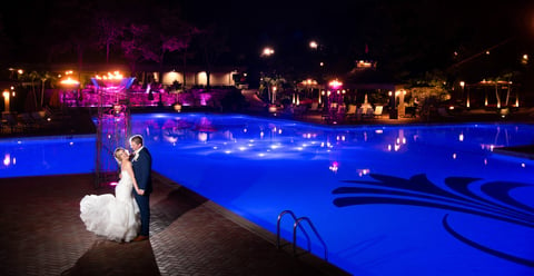 Creative wedding photos at Crest Hollow Country Club