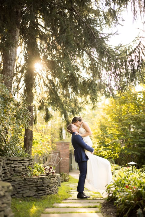 Fox Hollow Wedding Photo - Light and Airy