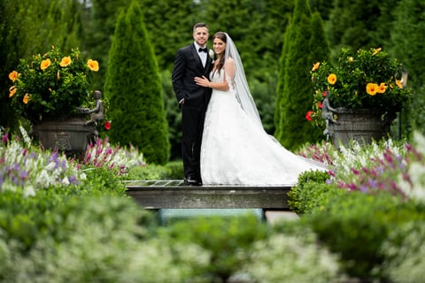 Larkfield Manor's garden wedding photos